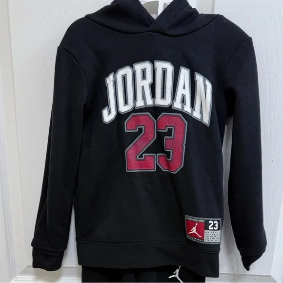 Jordan Jersey Pack Pullover Set in Black, Size 4T - Picture 3 of 4